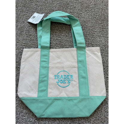 Trendy canvas tote shopping bag