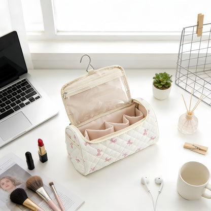 Large capacity cosmetic storage bag